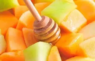 خوردن خربزه با عسل باعث مرگ آنی می شود ؟