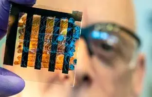 تشخیص احساسات با بررسی رسانایی پوست