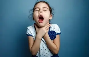 نجات کودک از خفگی با انجام این تکنیک ساده و کاربردی + ویدئو