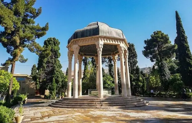 فال حافظ امروز دوشنبه 10 آذرماه 1404