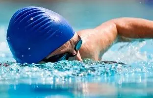 چطور از پوست و موهایمان در برابر کلر استخر محافظت کنیم؟
