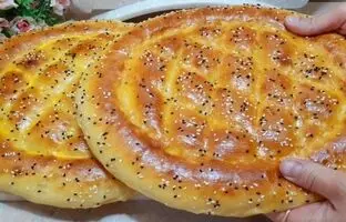 آموزش پخت نان روغنی محلی در خانه