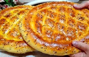 آموزش پخت نان روغنی محلی در خانه