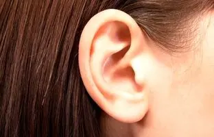چین‌خوردگی‌های لاله گوش، خبر از یک بیماری مهم می‌دهد