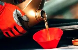 چه روغن موتوری در ماشین بریزیم؟