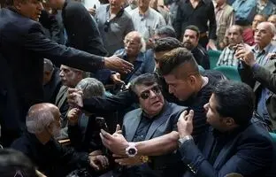 پاپاراتزی ایرانی؛ عباس قادری و گروهی از خوانندگان کوچه بازاری