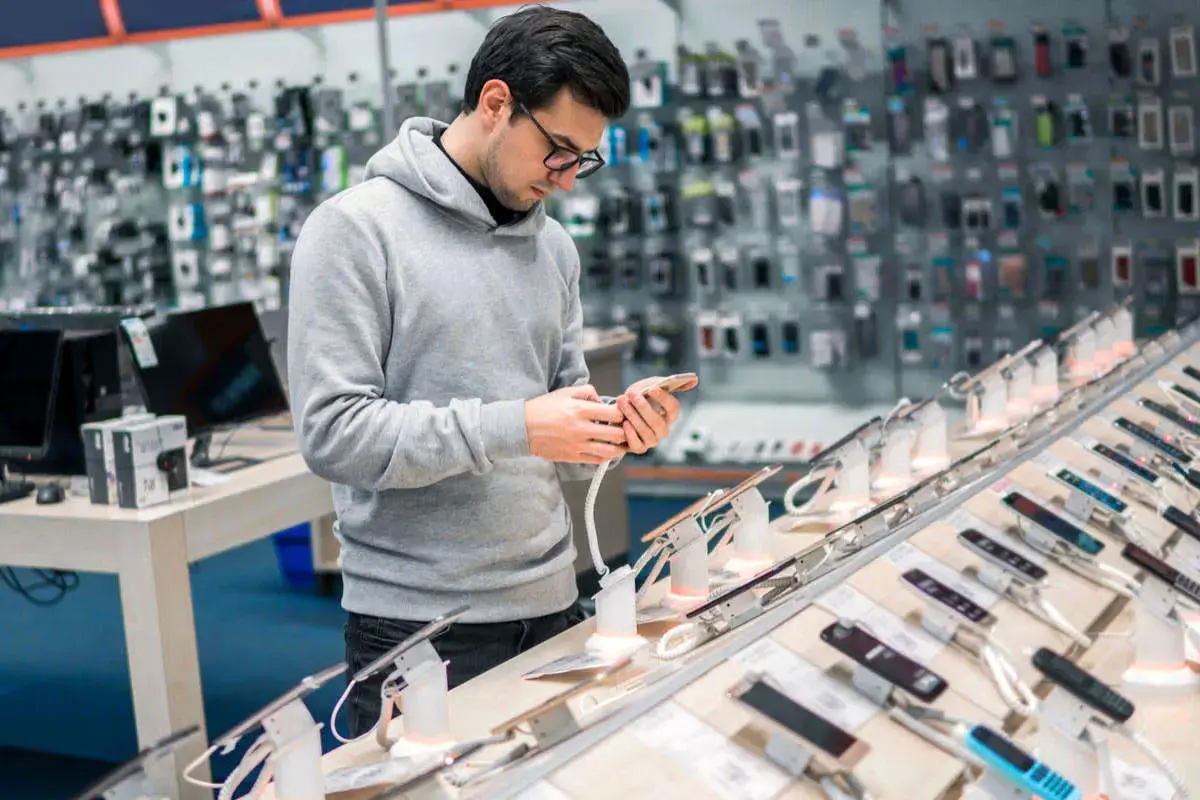 قیمت گوشی سامسونگ، شیائومی و آیفون امروز یکشنبه ۱۸ خرداد ۱۴۰۴