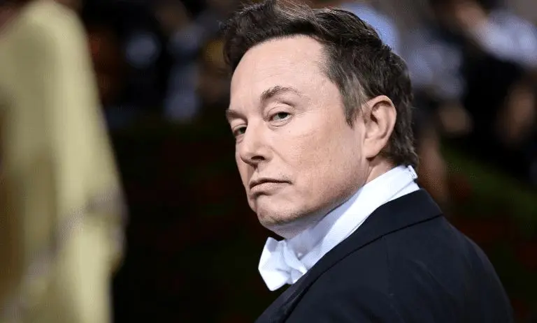 ماسک: نهایت، خورشید زمین را خواهد سوزاند/ باید زمین را ترک کنیم 