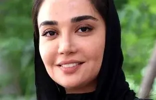 ژست متفاوت بازیگر زن مشهور سریال نون خ در کنار شالیزار برنج
