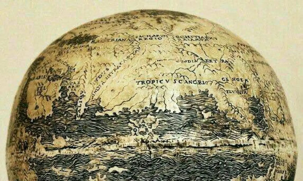 قدیمی ترین کره جغرافیایی سال ١٥٠٤م + تصویر