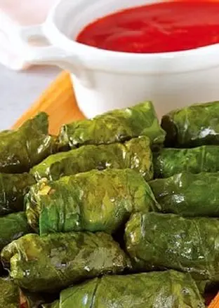 طرز تهیه دلمه اسفناج؛ بمب آهن و انرژی