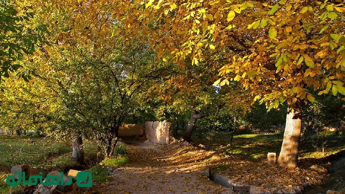 جاهای دیدنی رودهن؛ تراپی با خش خش برگ های پاییزی در زیباترین روستاهای رودهن