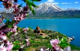 راهنمای کامل سفر به وان ترکیه با ماشین شخصی+ جاذبه های گردشگری زیبا