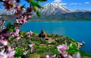 راهنمای کامل سفر به وان ترکیه با ماشین شخصی+ جاذبه های گردشگری زیبا