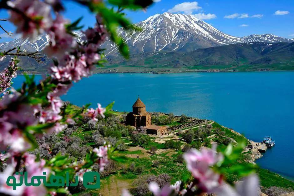 راهنمای کامل سفر به وان ترکیه با ماشین شخصی+ جاذبه های گردشگری زیبا