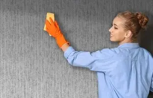 راهنمای کامل تمیز کردن انواع کاغذ دیواری ؛ خانه تکانی اصولی برای نوروز 1404