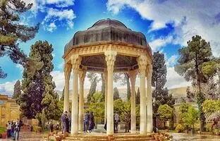  فال حافظ امروز چهارشنبه 8 اسفند 1403 