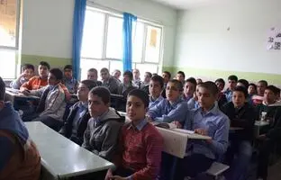 
بحران کمبود مدرسه در تهران؛ کلاس‌های درس به ۴۸ نفر رسید
