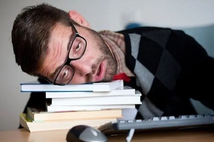  دلایل مهم احساس خستگی زیاد که نمی‌دانستید 