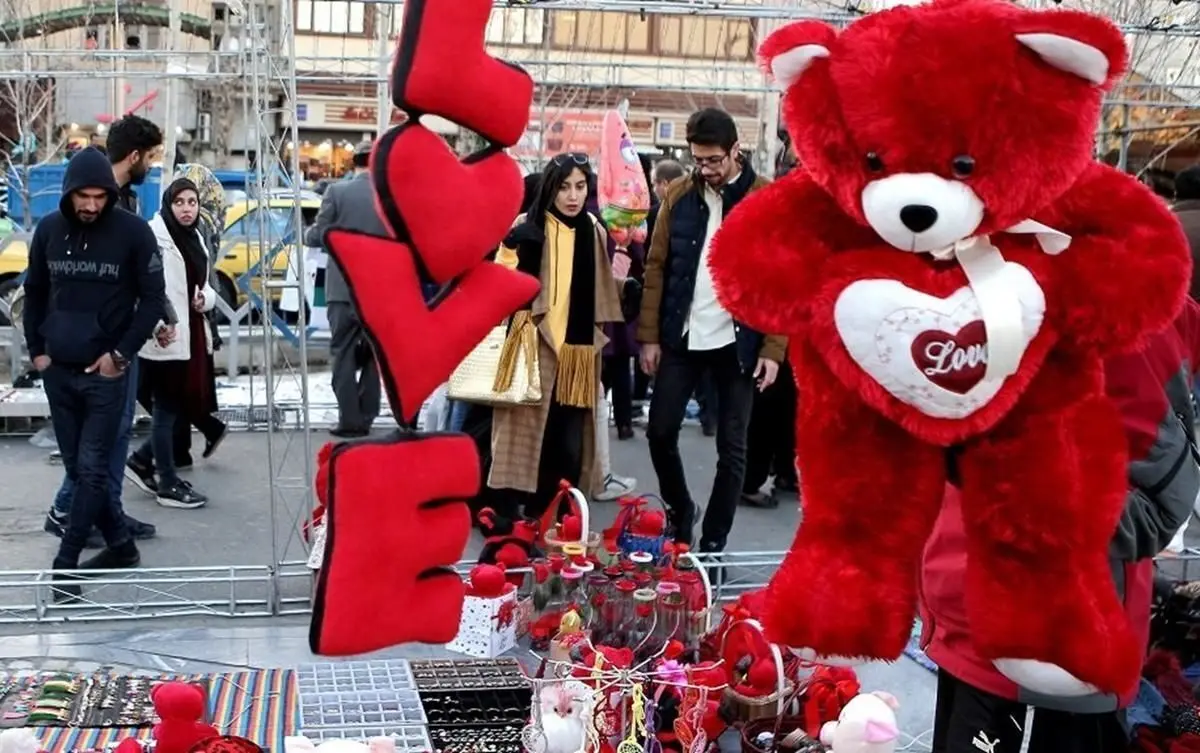 
عجایب ولنتاین؛ از سنگ قبر تا هدیه دست‌دوم!
