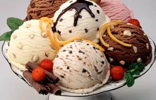 خوشمزه بپزید؛ طرز تهیه ۵ مدل بستنی با موز بدون شکر و ثعلب