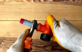 (ویدئو) ساخت آبپاش برای باغچه به روش استاد ترکیه ای