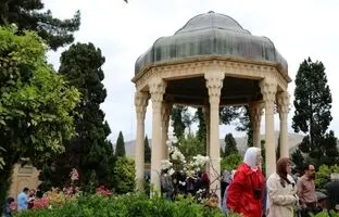 فال حافظ امروز چهارشنبه 3 اردیبهشت ماه 1404

