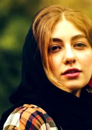 اولین تجربه بازیگری الیکا ناصری با یک شخصیت سیاسی