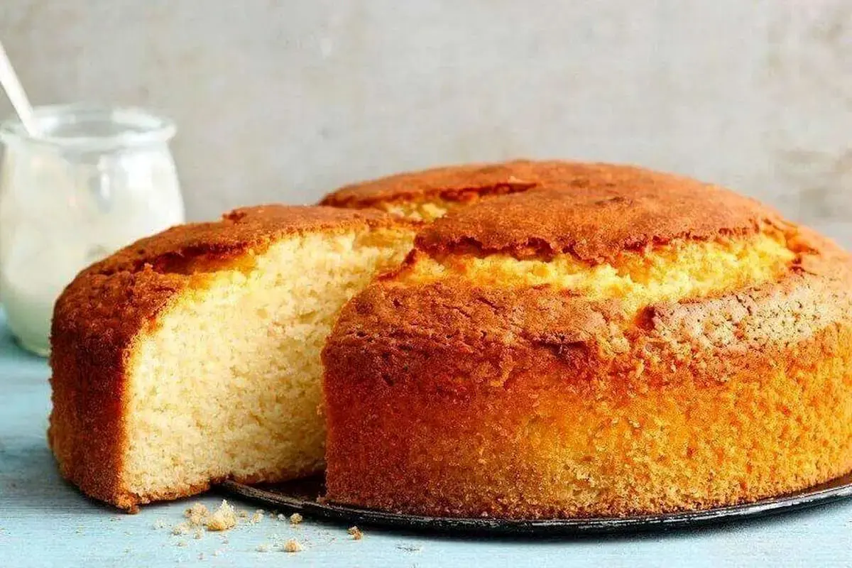  این کیک ماست خوشمزه را سه سوته درست کنید! 