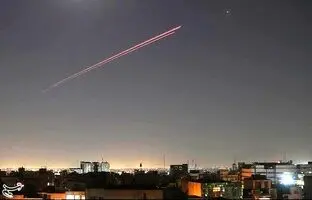 حمله به نارمک و لویزان در تهران/ درگیری پدافند هوایی برای دفع تهدیدات