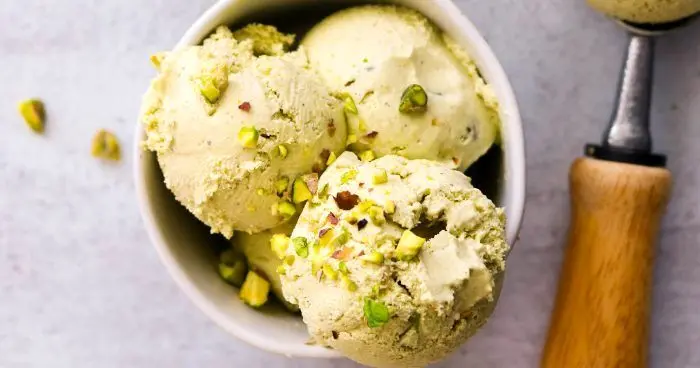 خوشمزه بپزید؛ طرز تهیه بستنی پسته‌ای ۵ دقیقه‌ای در منزل!
