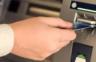 کارمزد کارت به کارت افزایش یافت + جدول نرخ‌های به روز شده خدمات بانکی