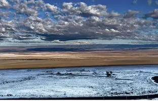 بارش برف در خشک‌ترین بیابان جهان بعد از ۱۰ سال! + ویدئو