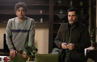 
علیرضا خمسه، فرزاد حسنی و ثریا قاسمی در سریال «فریبا»
