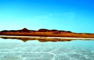 پدیدار شدن دریاچه در دل کویر مرنجاب + ویدئو