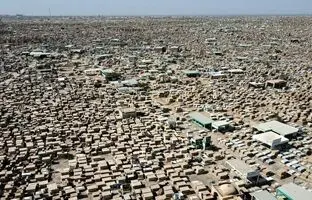 دره‌ی صلح؛ بزرگ‌ترین گورستان جهان + ویدئو