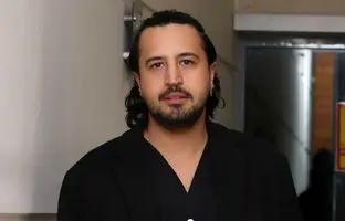  مهرداد صدیقیان عزادار شد 