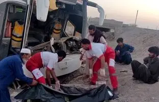 واژگونی مرگبار اتوبوس مسافربری در جاده کرمان 