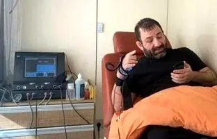  هانی کرده: محمدرضا گلزار و امین حیایی برام قلیون اوردن 
