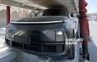 پرچمدار چینی ۴۴۰ اسب بخاری به ایران آمد