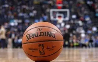 ۱۲ ثانیه باورنکردنی در بسکتبال NBA + ویدئو