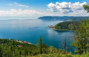 اسرار یک جواهر ۲۵ میلیون‌ساله در میان شکاف‌های قاره‌ای