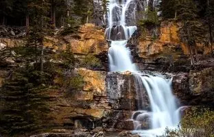 5 آبشار رویایی کردستان که حتما در بهار باید دید