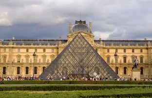  چه چیزهایی از موزه «لوور» دزدیده شد؟ 