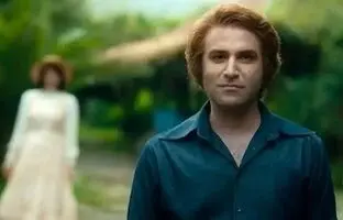 
مهسا حجازی و نازنین بیاتی در پشت صحنه تاسیان
