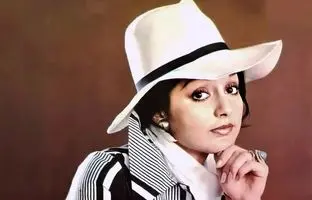  «گوگوش و مسعود کیمیایی» در کنار یک جت شخصی؛ سال ۸۰ 