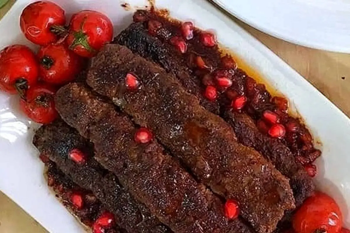  طرز تهیه کباب تابه ای با سس انار و گردو با طعمی ملایم 