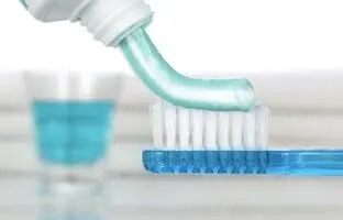 خمیردندان‌های مختلف چه تفاوتی با یکدیگر دارند؟