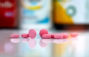 این داروها را این روزها همراه داشته باش (اینفوگرافی)