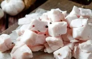 دنبلان کیفیت هورمونی ندارد/ چرا نباید خوئک و خوش‌گوشت خورد؟
